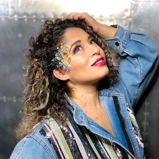 Dinora y la Juventud